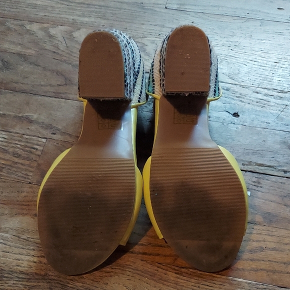 Yellow Strappy Heels with Patterned Block Heel - Picture 8 of 9